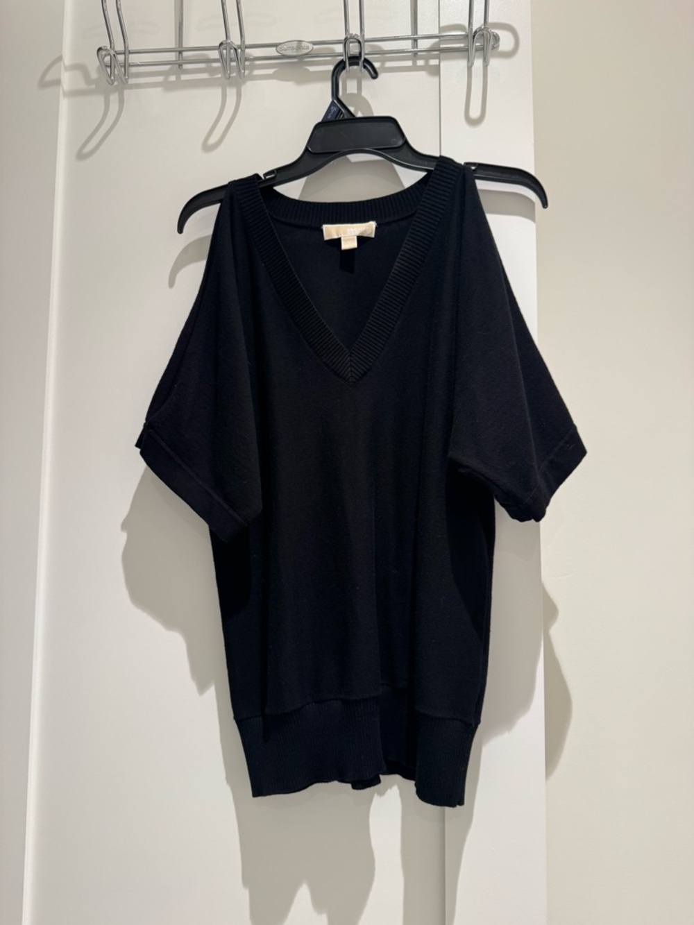 Michael Kors, Deep V-Neck Black Sweater Peep Open Shoulders Size Medium